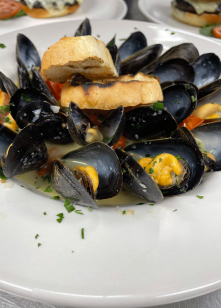 Mussels with bread served at a restaurant near our Wildwood Crest hotel