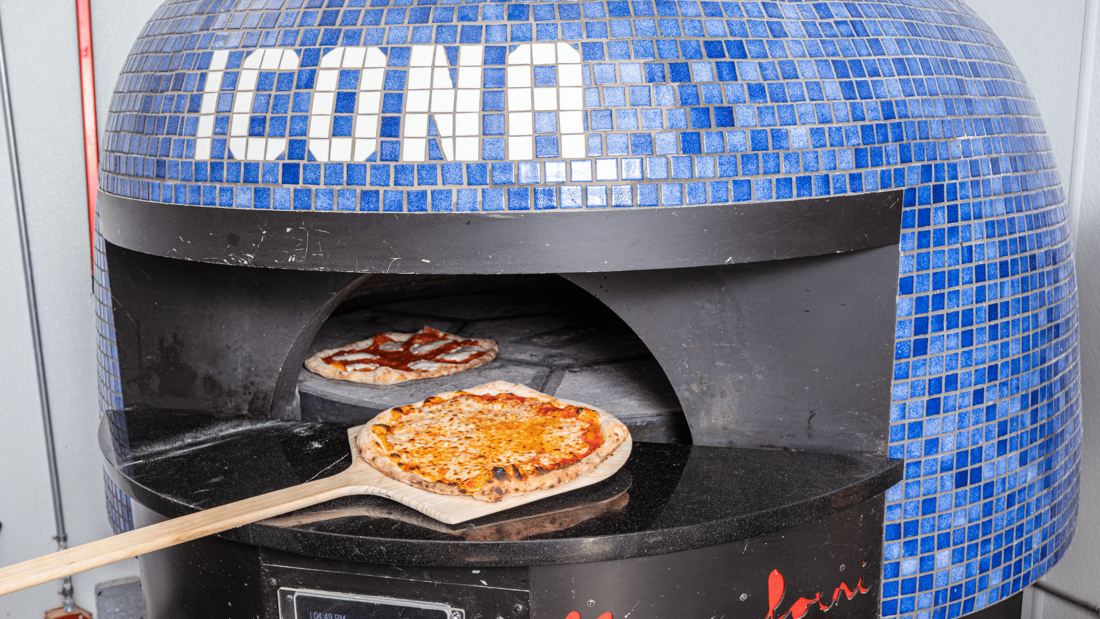 ICONA brick pizza oven in Wildwood